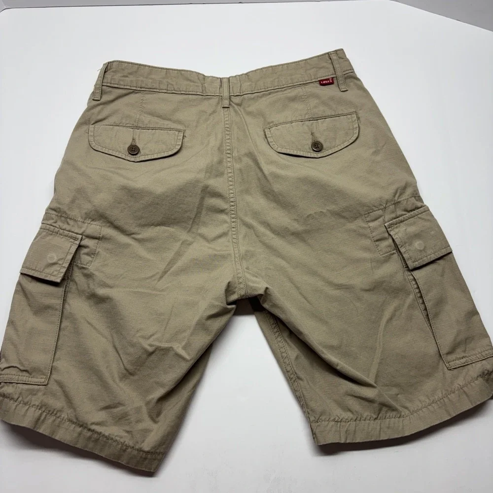 Levis these levi